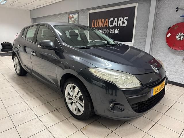 Grijs Occasion 2010 Renault Mégane III Hatchback | € 2.750 (Super prijs) - Afbeelding 1/4