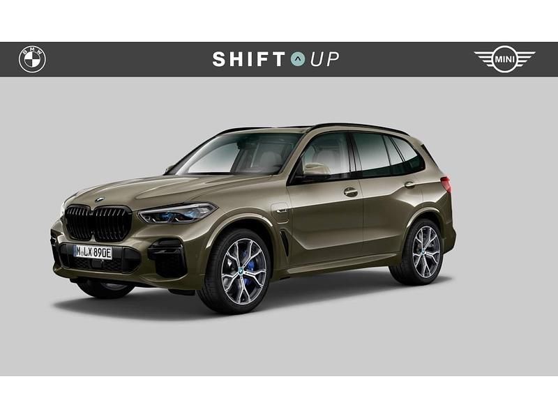 Groen Occasion 2022 BMW X5 M Sport SUV | € 67.940 (Iets duurder) - Afbeelding 1/3