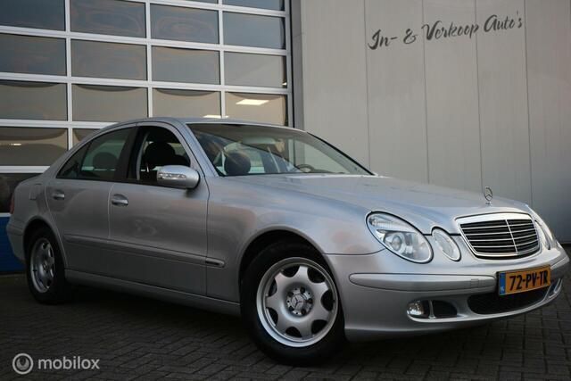 Occasion Mercedes E200 Classic 122 PK (89 kW) 2005 Grijs Sedan