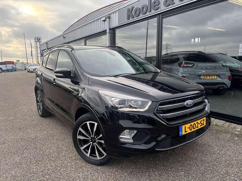 Occasion Ford Kuga ST-Line 150 PK (110 kW) 2018 Zwart SUV