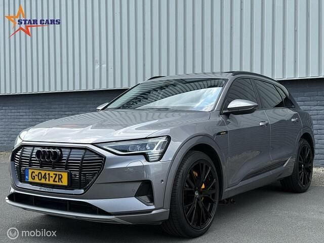 Grijs Gebruikt 2019 Audi e-tron S-Line SUV | € 22.950 (Eerlijke prijs) - Afbeelding 1/4