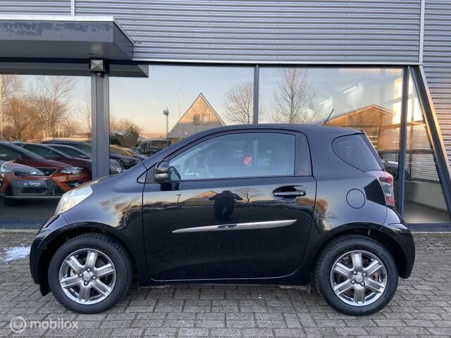 Occasion Toyota iQ 68 PK (50 kW) 2009 Zwart Hatchback