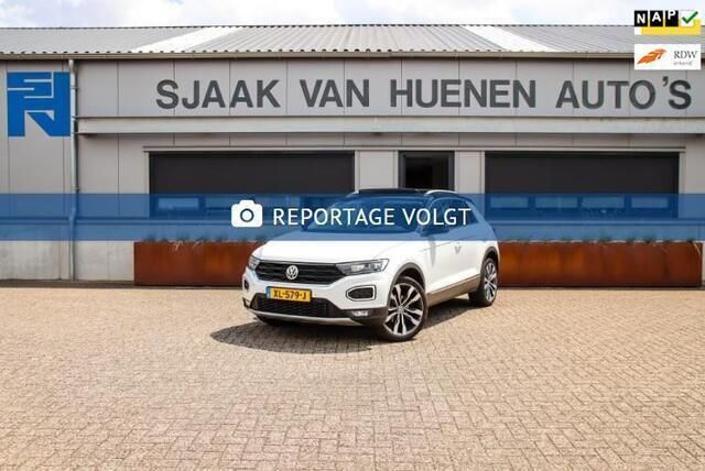 Wit Gebruikt 2019 VW T-Roc Business+ SUV | € 29.950 (Duur) - Afbeelding 1/4