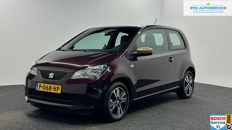 Paars Gebruikt 2017 Seat Mii Cosmopolitan Hatchback | € 8.500 (Eerlijke prijs) - Afbeelding 1/4
