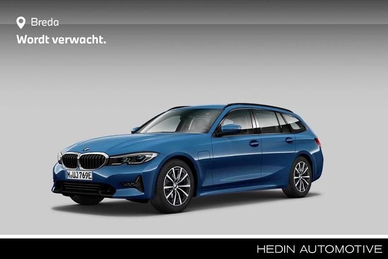 Blauw Gebruikt 2021 BMW 330e Sport Line Stationwagen | € 34.880 (Goede deal) - Afbeelding 1/3