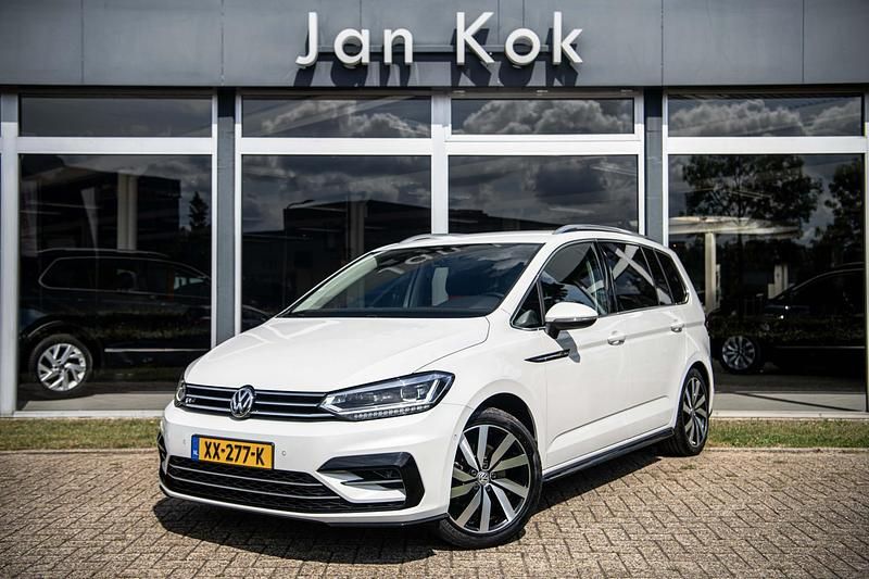 Wit Gebruikt 2019 VW Touran Highline MPV | € 29.900 (Duur) - Afbeelding 1/4