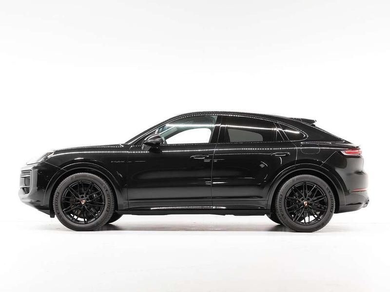 Nieuw Porsche Cayenne Black Edition 470 PK (345 kW) 2025 Zwart SUV