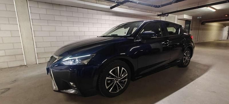 Occasion Lexus CT200h Limited Edition 99 PK (72 kW) 2020 Blauw Hatchback