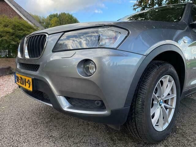 Grijs, metallic lak Gebruikt 2012 BMW X3 Executive SUV | € 21.500 (Eerlijke prijs) - Afbeelding 1/4