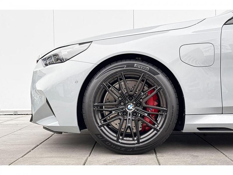 Occasion BMW M5 Comfort Edition 727 PK (534 kW) 2025 Brooklyn grau (c4p) Stationwagen