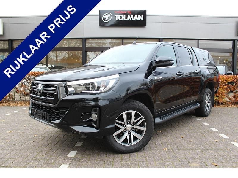 Zwart Gebruikt 2019 Toyota HiLux Executive Pickup | € 37.950 (Eerlijke prijs) - Afbeelding 1/4