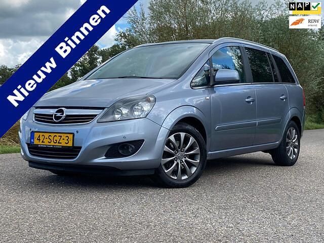 Grijs Gebruikt 2011 Opel Zafira Edition MPV | € 2.995 (Eerlijke prijs) - Afbeelding 1/4