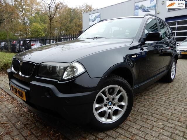 Zwart Gebruikt 2006 BMW X3 Executive SUV | € 6.950 (Iets duurder) - Afbeelding 1/4