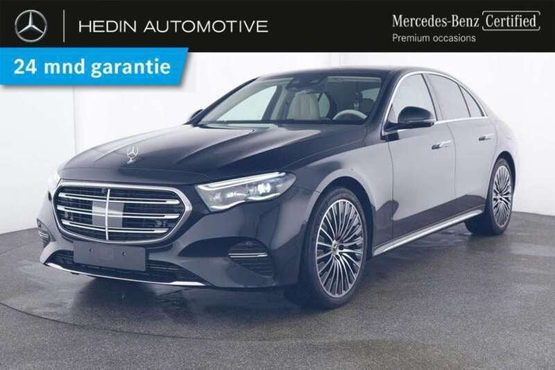 Zwart Gebruikt 2024 Mercedes E300 Premium Sedan | € 73.900 - Afbeelding 1/3
