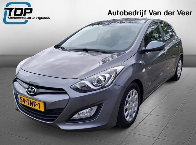 Grijs Gebruikt 2012 Hyundai i30 Hatchback | € 7.850 (Eerlijke prijs) - Afbeelding 1/4