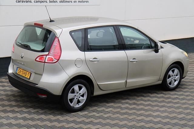 Occasion Renault Scénic III Dynamique 140 PK (102 kW) 2011 Beige MPV