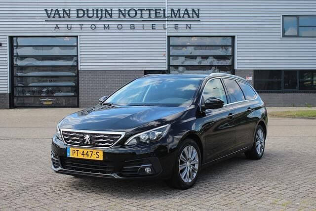 Zwart Gebruikt 2017 Peugeot 308 Premium Stationwagen | € 9.950 (Eerlijke prijs) - Afbeelding 1/4