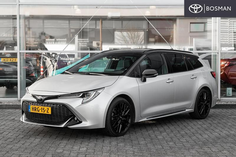 Grijs Occasion 2025 Toyota Corolla Sport Stationwagen | € 28.549 (Goede deal) - Afbeelding 1/4