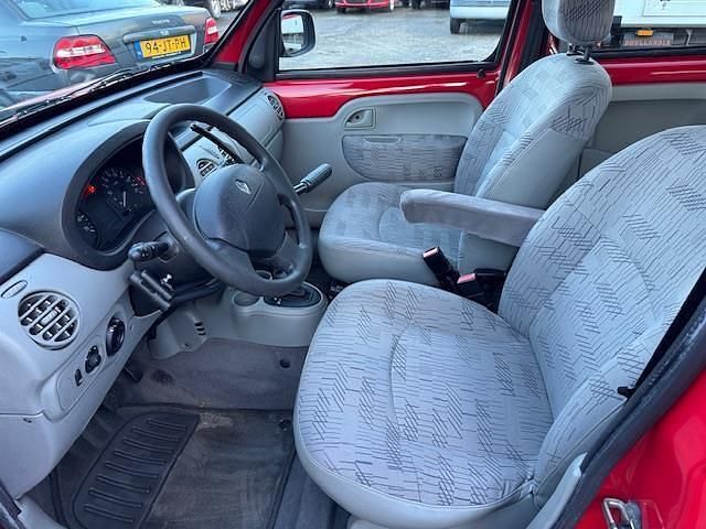 Occasion Renault Kangoo Expression 95 PK (69 kW) 2006 Rood MPV