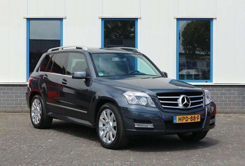 Grijs Gebruikt 2010 Mercedes GLK350 SUV | € 27.950 - Afbeelding 1/4