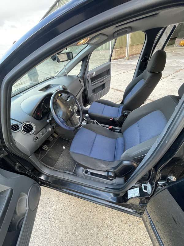 Gebruikt 2007 Mitsubishi Colt Instyle Sedan | € 1.350 (Goede deal) - Afbeelding 1/4