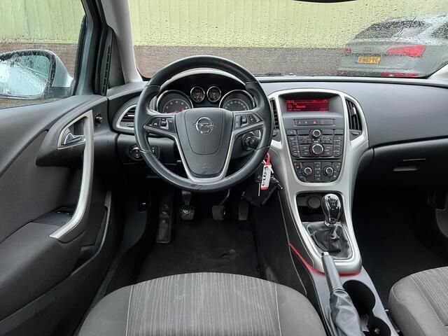 Occasion Opel Astra Edition 116 PK (85 kW) 2010 Grijs Hatchback