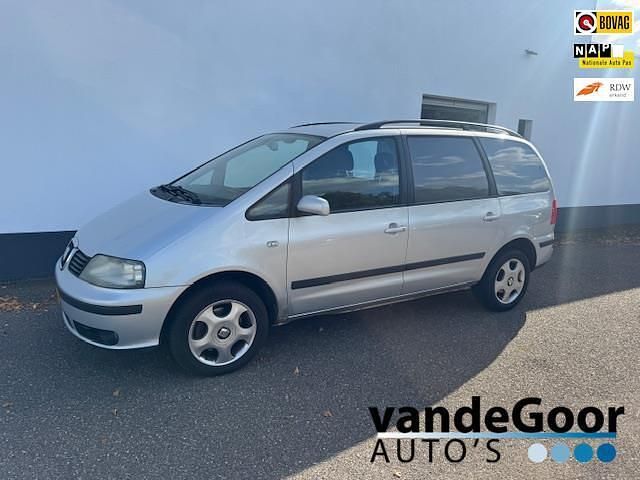 Grijs Gebruikt 2003 Seat Alhambra Stella MPV | € 1.500 - Afbeelding 1/4