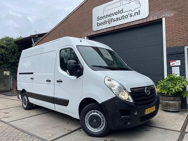 Wit Occasion 2018 Opel Movano Van | € 11.900 (Goede deal) - Afbeelding 1/4