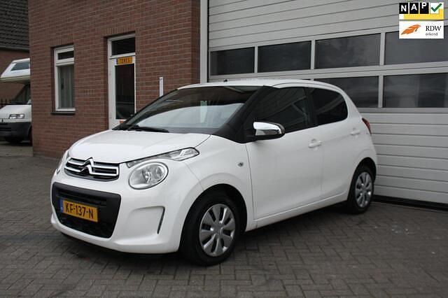 Wit Gebruikt 2016 Citroën C1 SELECTION Hatchback | € 5.975 (Eerlijke prijs) - Afbeelding 1/4