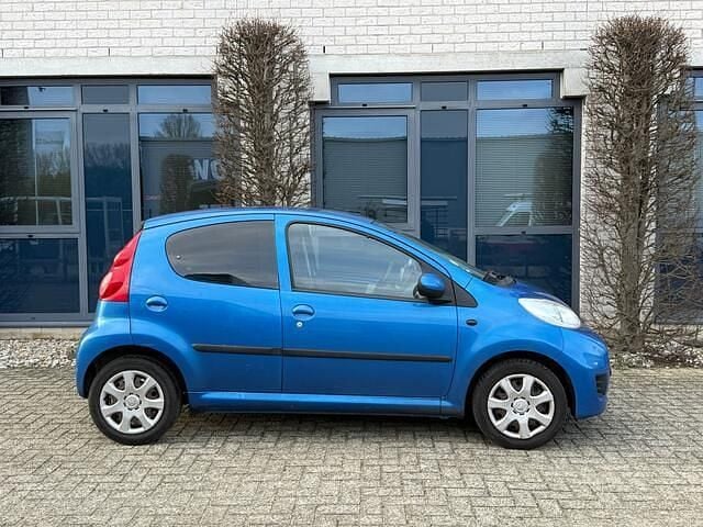 Occasion Peugeot 107 68 PK (50 kW) 2009 Blauw Hatchback