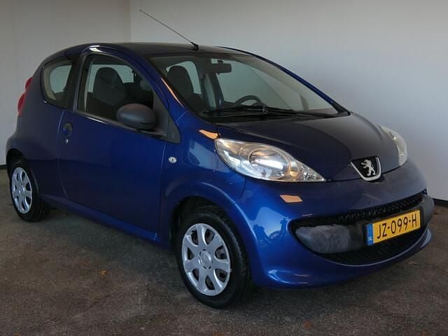 Occasion Peugeot 107 68 PK (50 kW) 2006 Blauw Hatchback