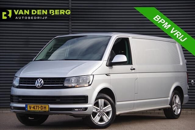 Zilver Gebruikt 2017 VW T6 Highline Van | € 16.700 (Iets duurder) - Afbeelding 1/4