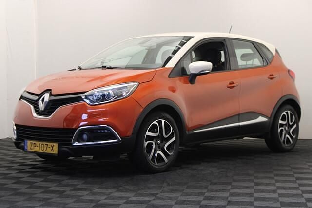 Oranje (metallic) Gebruikt 2014 Renault Captur Dynamique SUV | € 7.900 (Goede deal) - Afbeelding 1/4