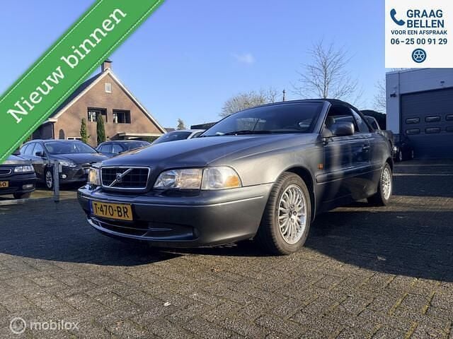 Grijs Occasion 2005 Volvo C70 Cabriolet | € 9.950 (Eerlijke prijs) - Afbeelding 1/4