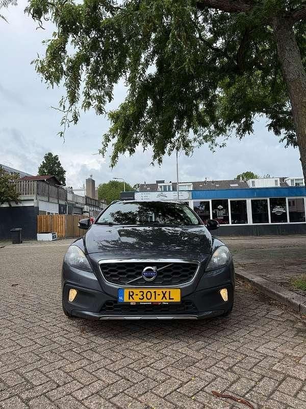 Grijs Gebruikt 2014 Volvo V40 CC Summum Stationwagen | € 7.300 (Eerlijke prijs) - Afbeelding 1/4
