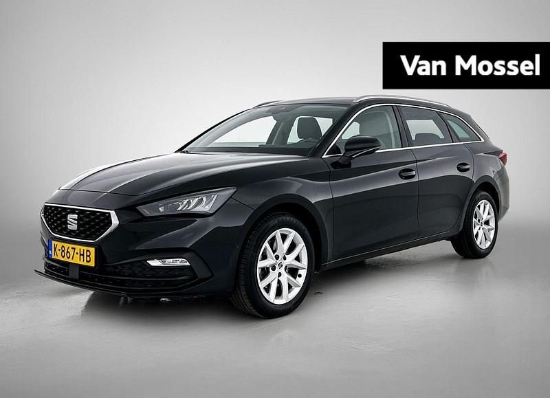Zwart Gebruikt 2021 Seat Leon Style Stationwagen | € 20.900 (Eerlijke prijs) - Afbeelding 1/4