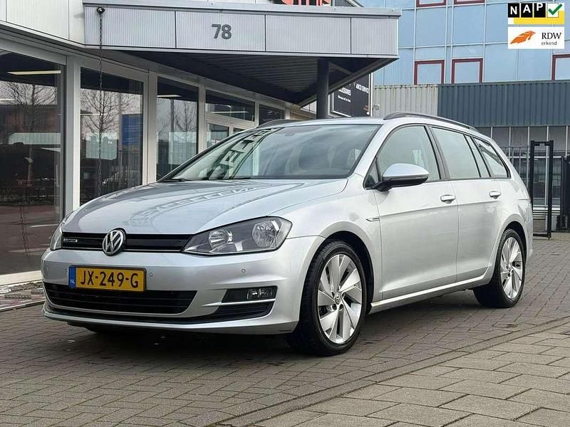 Grijs Occasion 2016 VW Golf VII Comfortline Stationwagen | € 7.450 (Goede deal) - Afbeelding 1/4