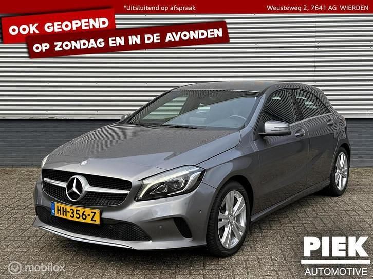 Grijs Occasion 2015 Mercedes A160 Ambition Hatchback | € 11.999 (Eerlijke prijs) - Afbeelding 1/3