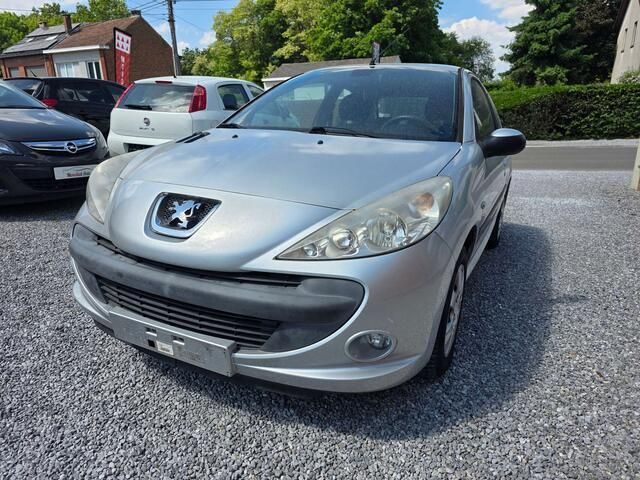 Grijs Gebruikt 2009 Peugeot 206+ Hatchback | € 2.100 (Eerlijke prijs) - Afbeelding 1/4