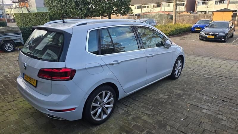 Occasion VW Golf Sportsvan Highline 2018 Zilver (metallic) MPV