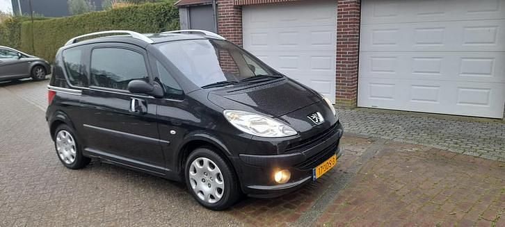 Occasion 2009 Peugeot 1007 MPV | € 1.900 (Eerlijke prijs) - Afbeelding 1/4
