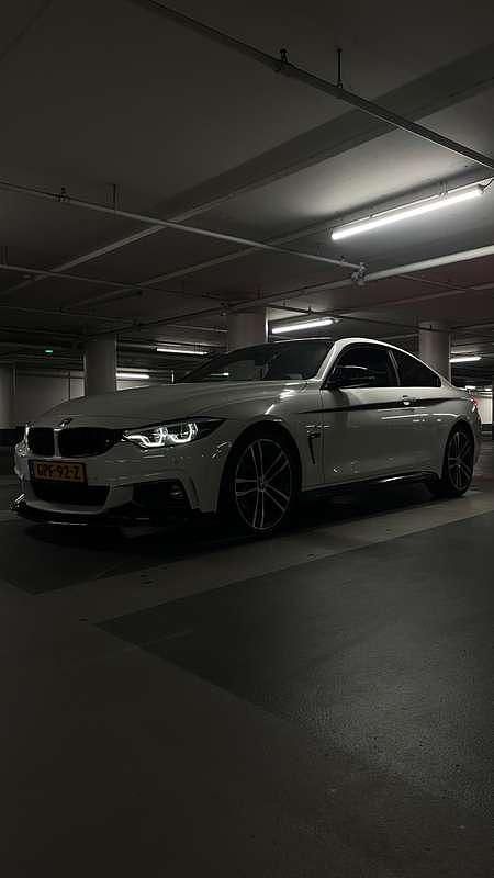 Wit Gebruikt 2018 BMW 420 Coupé | € 26.750 - Afbeelding 1/4