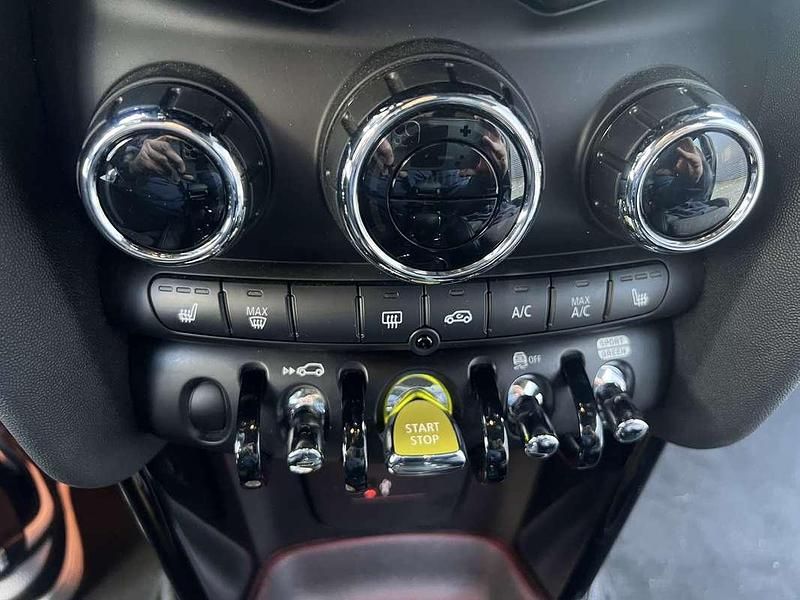 Zwart Occasion 2021 Mini Cooper Coupé Coupé | € 17.499 - Afbeelding 1/4