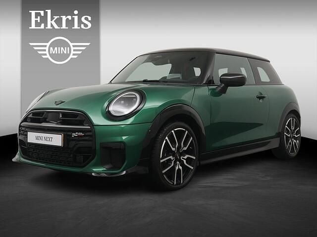 Groen Nieuw 2025 Mini John Cooper Works Hatchback | € 44.200 (Iets duurder) - Afbeelding 1/4