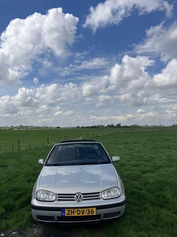 Occasion VW Golf Cabriolet Trendline 75 PK (55 kW) 1999 Grijs Cabriolet