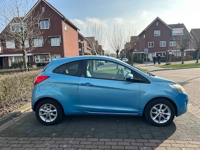 Occasion Ford Ka Titanium 2009 Blauw (metallic) Hatchback