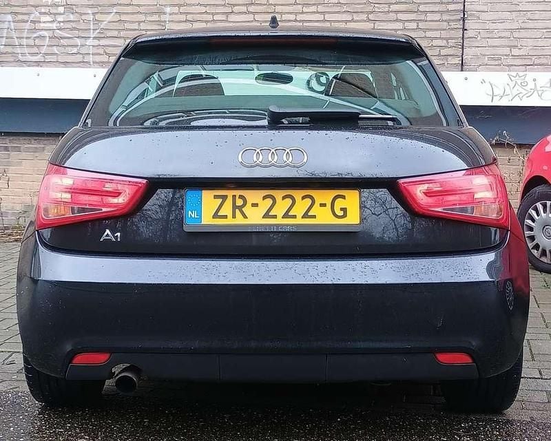 Occasion Audi A1 Attraction 86 PK (63 kW) 2011 Zwart Hatchback