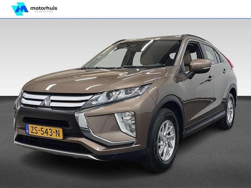 Bruin Gebruikt 2019 Mitsubishi Eclipse Cross SUV | € 14.795 (Goede deal) - Afbeelding 1/4