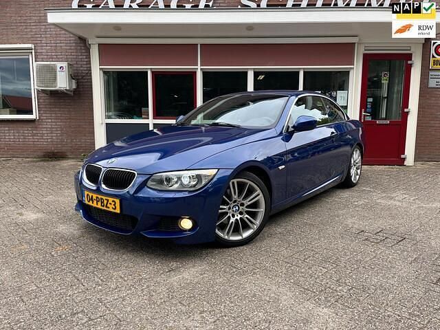 Blauw, metallic lak Gebruikt 2011 BMW 320 Cabriolet Executive Cabriolet | € 17.250 (Duur) - Afbeelding 1/4