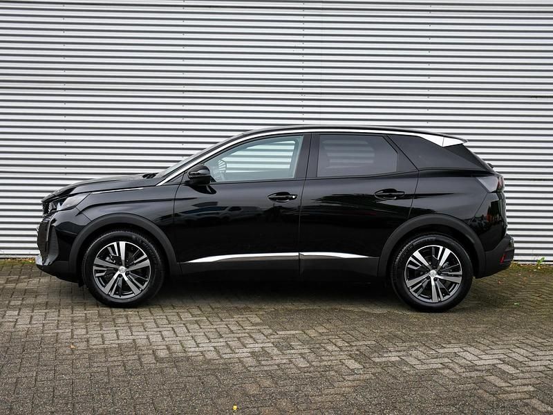 Occasion Peugeot 3008 Allure 131 PK (96 kW) 2024 Zwart SUV
